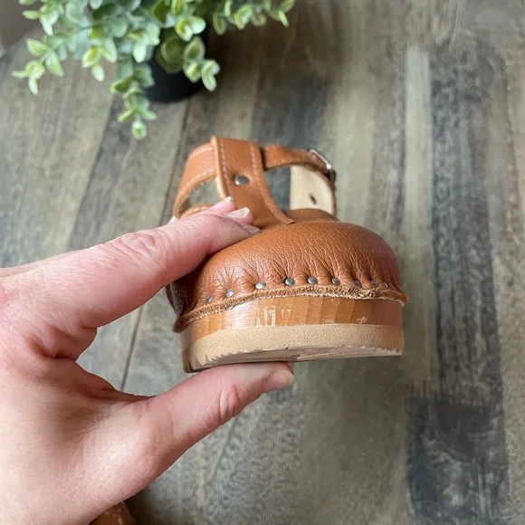 Troentorp | Leather Swedish Clogs | Size 37 - Picture 10 of 15